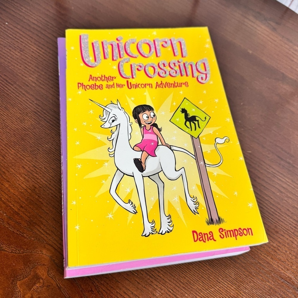 5 Comic Books Graphic Novels for Children by Dana Simpson “Unicorn Book Stories” - Picture 9 of 16
